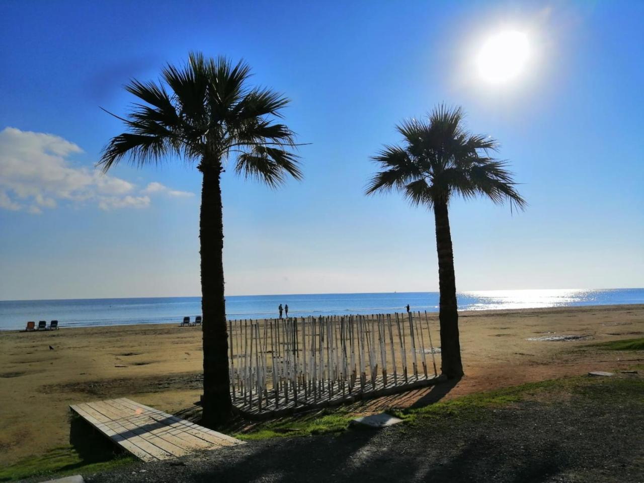 Ithaki Phinikoudes Apartment No. 102 ลาร์นาคา ภายนอก รูปภาพ